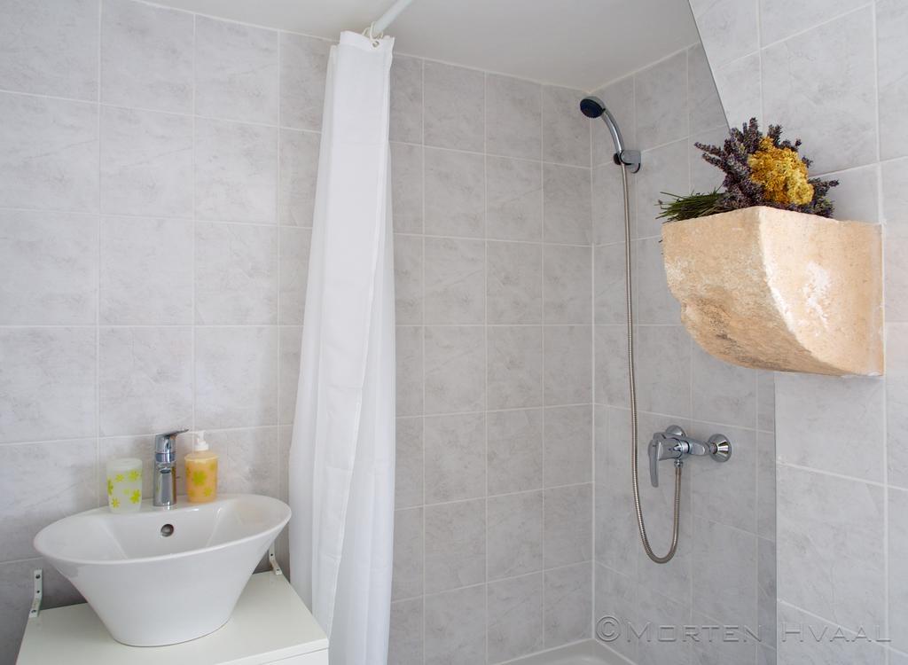 קורצולה White House Apartments חדר תמונה