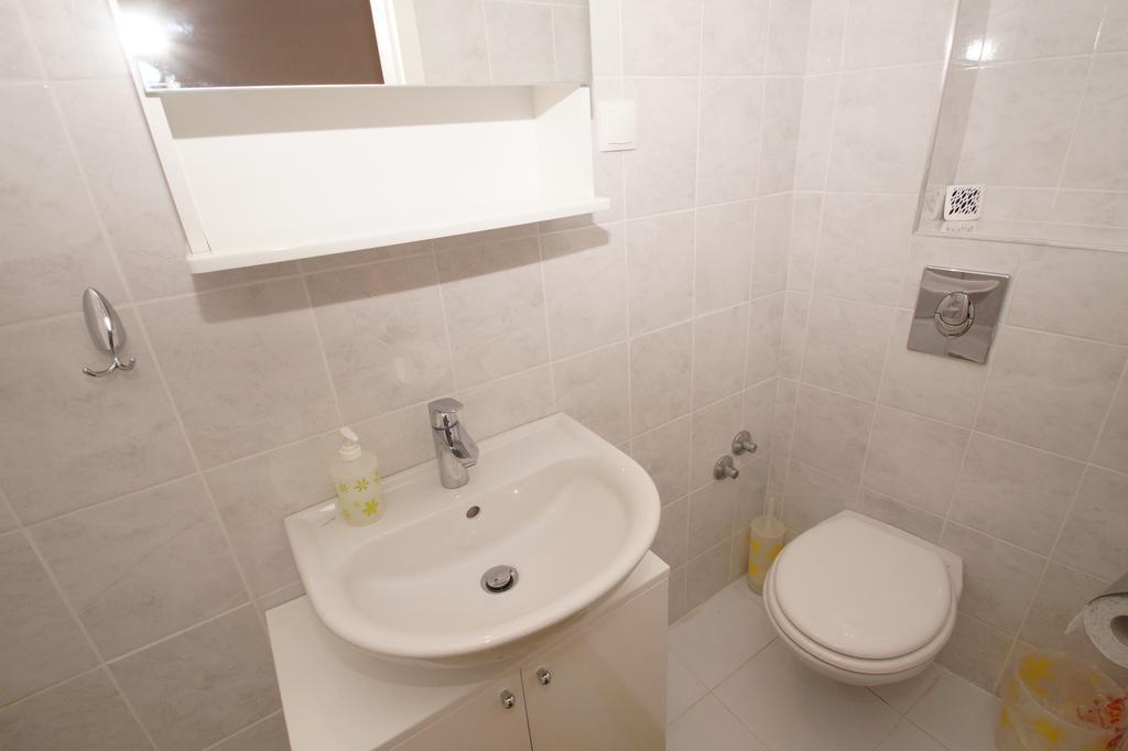 קורצולה White House Apartments מראה חיצוני תמונה