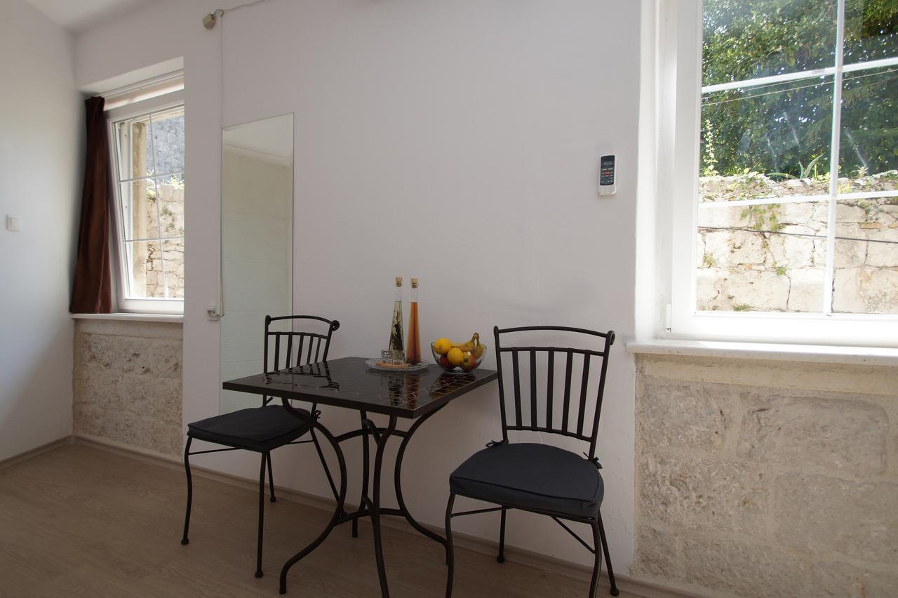 קורצולה White House Apartments מראה חיצוני תמונה