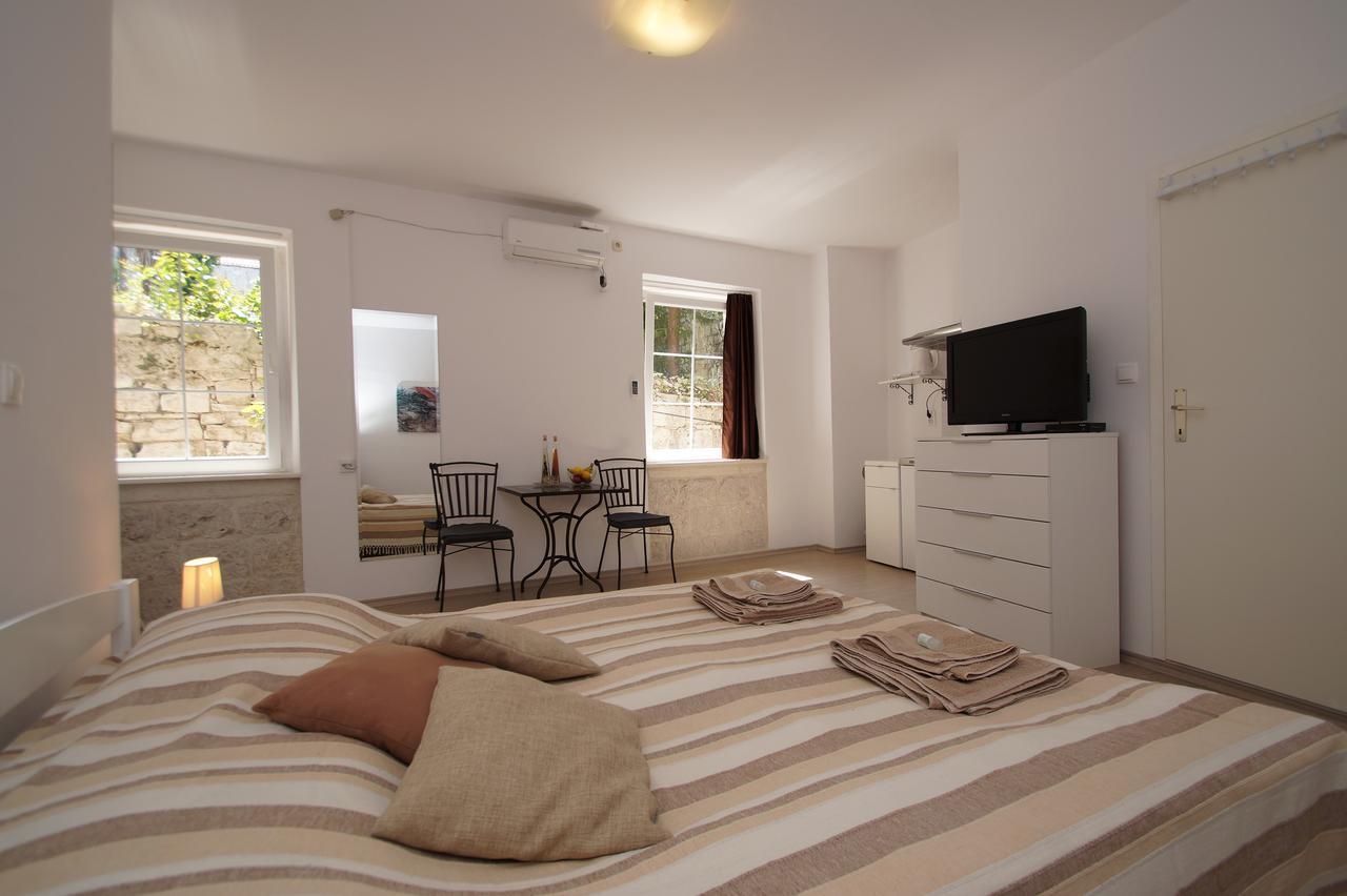 קורצולה White House Apartments מראה חיצוני תמונה