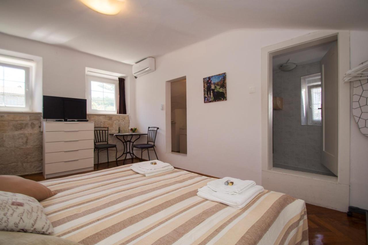 קורצולה White House Apartments מראה חיצוני תמונה